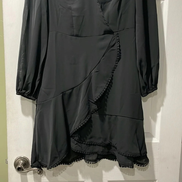 Cute Black Dress - Picture 3 of 15